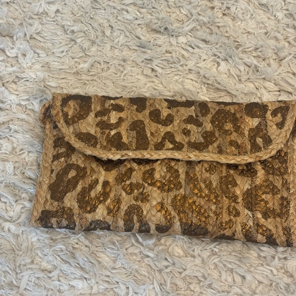 Straw Leopard Print Tan Clutch Bag - Picture 4 of 6